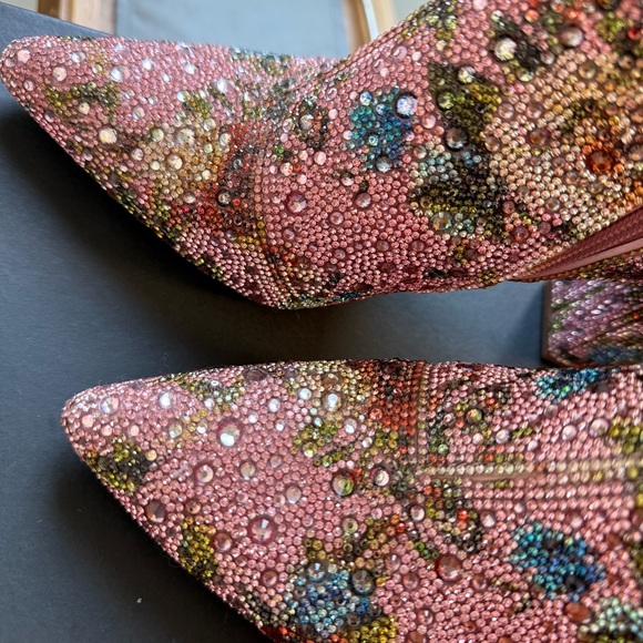 Betsey Johnson Cady Rhinestone Ankle Boots 7.5M NIB - Picture 5 of 9